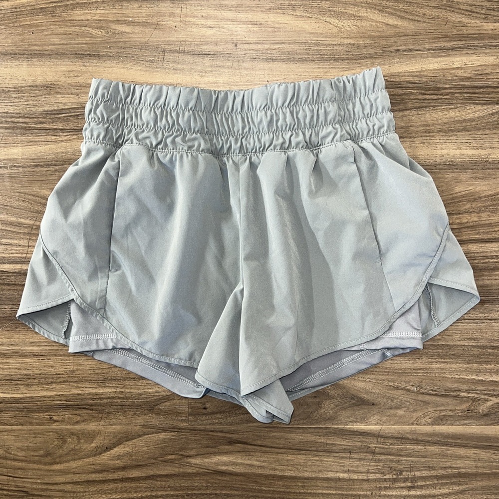 Avia Sage Green Running Shorts Size S 4-6 Pockets